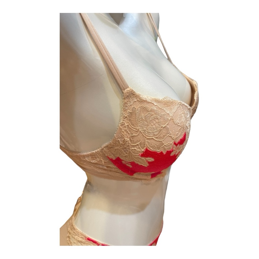 VS Very Sexy Seduction Bra & Panty Set - Picture 4 of 10